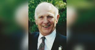 Obituary information for Roger Lowell Chandler