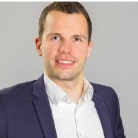 100+ perfiles de «Benedict»