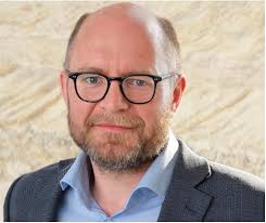 Pathways for Realising Climate Adaptation in the Wadden Sea