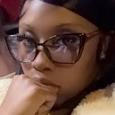 🇲🇽 Liza Álvarez👑🌷🌙🦖 (@liza_alvarez) er Í BEINNI