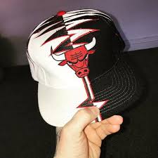 9fifty® original fit pre curved fabrication: Anyone Know Where I Can Find This Vintage Chicago Bulls Hat For Sale Chicagobulls