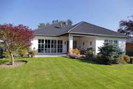 Gemeinsam mit ihnen entwickeln wir von der ersten idee bis zum fertigen projekt. Bungalow Zum Kauf Haus Kauf 4 Zimmer 150 Qm Heusenstamm Bei Immobilienscout24 Scout Id 100972166 Haus Style At Home Bungalow