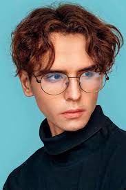 The eboy haircut and eboy outfits have joined the ranks to make a comeback trend. Eboy Haircut Teens Are Bringing Back It In 2021 Menshaircuts Com