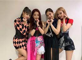 Lisa kiss rose jennie jisoomusic in this videomusic: Blackpink Jisoo Jennie Rose Lisa Killthislove Blackpink Amino