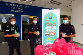 Pakaian seragam dan peralatan 66. Rasa Buburlambuk2u Kongsi Rezeki Bersama Frontliners