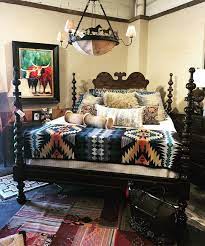 Master Or Guest Room Pendleton Rusticbedroom Longhorns Rustichome Cabinlife Curatedgoods Anteks Home Decor Pallet Furniture Bedroom Cozy Living Rooms
