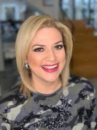 En la formaciòn de tu carácter,estos pasos podrían ser útiles: 1-Enfòcate.  2-Diferencia lo que te conviene de lo que no te conviene. 3-Ser  consistentes,un soldado jamás se rinde. 4-Tener buenos amigos. 5-Aprende