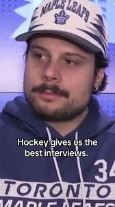Jeu De Hockey Tres Masculin Interview
