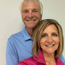 Robin Hitt (@hittrobin) • Instagram photos and videos