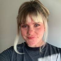 100+ "Anna-rose" profiles