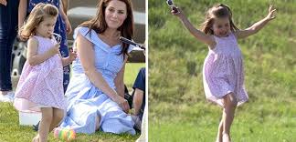 Zara floral dress with peter pan collar. Kate Middleton Dresses Princess Charlotte In Adorable High Street Frock