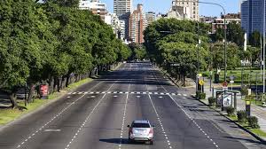 El virus existe, contagia y mata pero no lo vemos. Puede La Economia Argentina Resistir Otra Cuarentena En 2021 Universidad Torcuato Di Tella