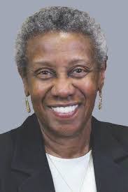 Sandra Kuykendall's Instagram, Twitter & Facebook