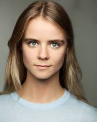 Jess Webber's Instagram, Twitter & Facebook