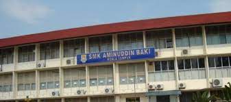 Sintesa merupakan program pemberitaan tv edukasi yang menyajikan kumpulan berita pendidikan dan kebudayaan dalam sepekan dikemas menjadi tayangan berita. Tahniah Sekolah Aminuddin Baki Sekolah Terbaik Negara Syahril A Kadir