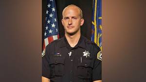 28 percent of the unarmed victims of police killings were black and only 48 percent were white. Police Officer 29 Shot Dead In The Line Of Duty