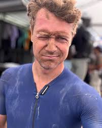 It was always going to be challenging. But today had two goals: stay up 🆙  n the bike, and finish. I admit with only two weeks of cycling i really  suffered today