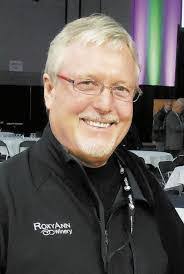 Donovan May's Instagram, Twitter & Facebook