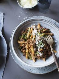 Spaghetti Bolognese Chelseawinter Co Nz Beef Recipes Clean Dinner Recipes Bolognese Recipe