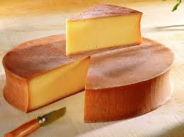 Fromage Abondance Est Reconnu Aoc Depuis 1990 Descriptif Et Recette Du Berthoud Specialite Savoyarde A B Gastronomie Recette A Base De Fromage Vin Et Fromage