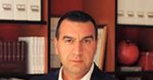 A (si) u mbrojt sot Republika?