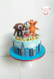 My Take On An Ultraman Cake Kue Desain Kue Desain