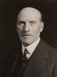 Maria Hare's Instagram, Twitter & Facebook