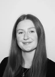 Bethany Larkin's Instagram, Twitter & Facebook