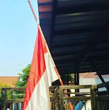 Kami ajak masyarakat untuk kibarkan bendera setengah tiang sampai 14 september 2019. 5 Fakta Bendera Setengah Tiang Bukan Hanya Tanda Duka Sudah Tahu