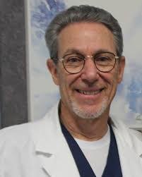 Leslie Levy's Instagram, Twitter & Facebook