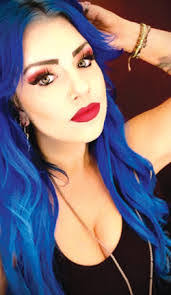 Sarah Russo's Instagram, Twitter & Facebook