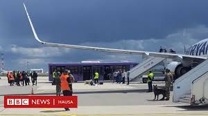 The structure consists of dense polymeric network with tetrahedral sulfur and octahedral titanium. Qhvkrkwgdrpubm