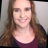 Kellie Hansen's Instagram, Twitter & Facebook