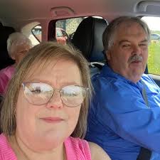 What is the rating of Captain Jim's restaurant?