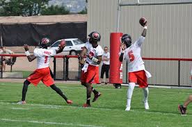 Get familiar with utah qb tyler huntley as derrik klassen dissects the senior's winning effort on the road against washington. Tyler Huntley Football University Of Utah Athletics