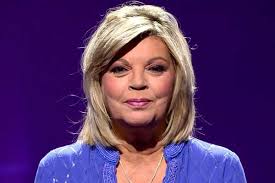 😱 #terelucampos da la sorpresa y vuelve por una noche a #La1 en plena  polémica