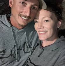 Ronnie Locklear's Instagram, Twitter & Facebook