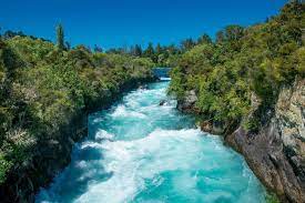 The country comprises two main islands—the north and south islands—and a number of small islands. Novy Zeland Informace O Destinaci Ck Livingstone