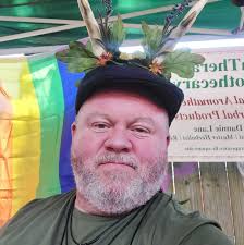 Ginger root smell faint when young?