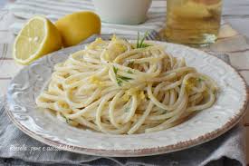 Spaghetti Al Limone Cremosi Ma Senza Panna Con Poche Calorie Ricette Pasta Vegetariana Primi Piatti