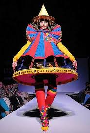 Pin By Lynda Wickham On Das Triadisches Ballett Circus Fashion Weird Fashion Fashion