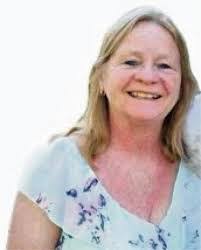 Paula Monette's Instagram, Twitter & Facebook