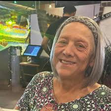 Kudos to the dedicated Chicken Express team leader for excellent service