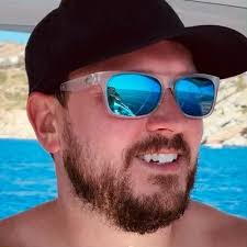 Dan Mcculloch's Instagram, Twitter & Facebook