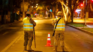 El rubro gastronómico de copiapó lamentó el anuncio del gobierno de adelantar a las 22 horas el toque de queda. Nuevo Horario De Toque De Queda Revisa A Que Hora Parte La Medida Desde Este Viernes Meganoticias