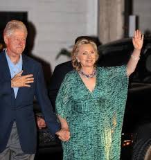 11, 1975, when bill and hillary married in the living room of their house in fayetteville, ark. The Biggest News To Come Out Of Chelsea Clinton S Wedding Hillary Looking Completely Chic Glamour