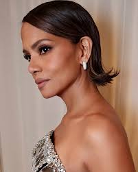 Halle Berry's Bond Girl Makeup at 2025 Oscars: Exclusive Details