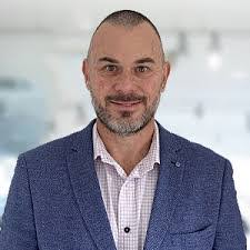 Ben Burnham's Instagram, Twitter & Facebook