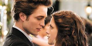 Twilight: 10 Things That Make No Sense About Bella and Edward's Relationship