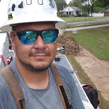 In search of a licensed, insured company or individual for a deck  repair/rebuild quote. Who do you recommend?